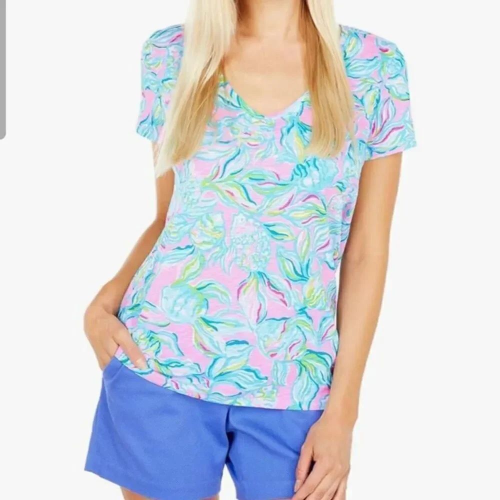 NWT Lilly Pulitzer Etta Off the Scales Pelican Pink T-shirt